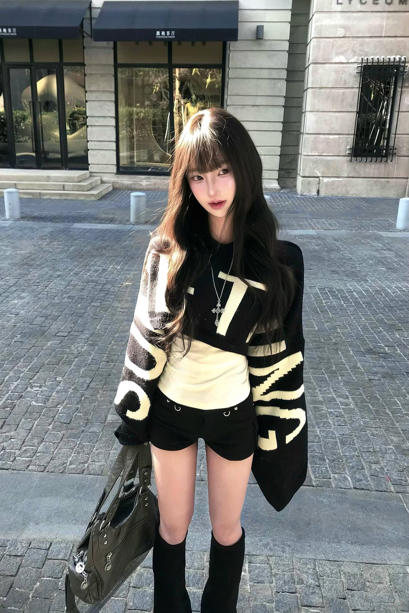 세 실 한 부서 레트로 느긋한 알파벳 쇼트 스타일 니트 스웨터 여성 가을 박쥐 긴팔 루즈핏 스웨터 여성 셔츠 이미지 6