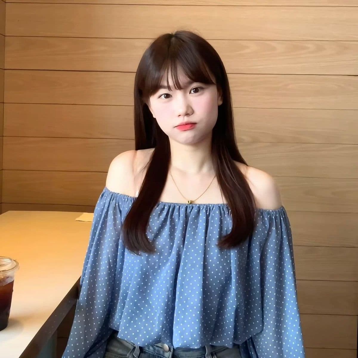 파란색 도트 무늬 오프숄더 긴팔 여성 여름 마이크로 ~을 통해 디자인 센스 몸매 가꾸기 작은 키 핫걸 쇼트 스타일 맨위 상세 이미지 6