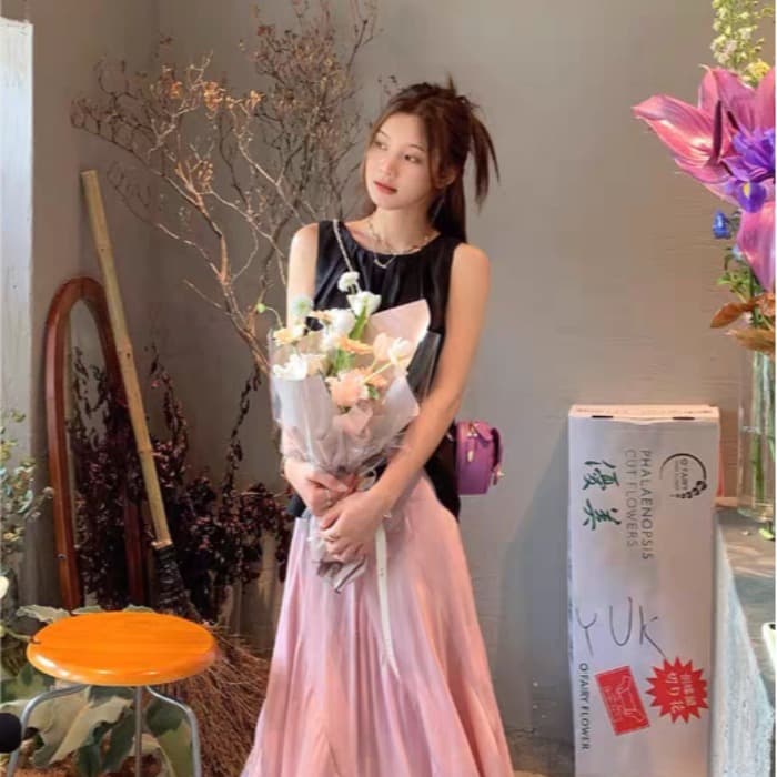 핑크색 피쉬 테일 치마 블랙 플리츠 셔츠 정장