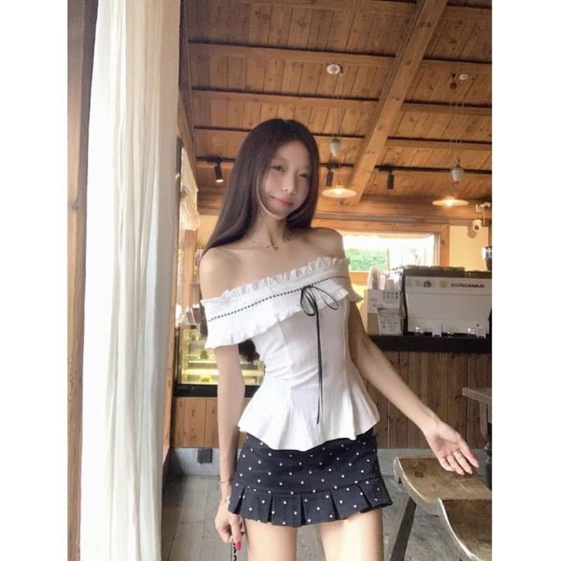 에디션 원단 자카드 프랑스식 디자인 센스 작은 대중 오프숄더 반팔 티셔츠 여름 허리 수축 맨위