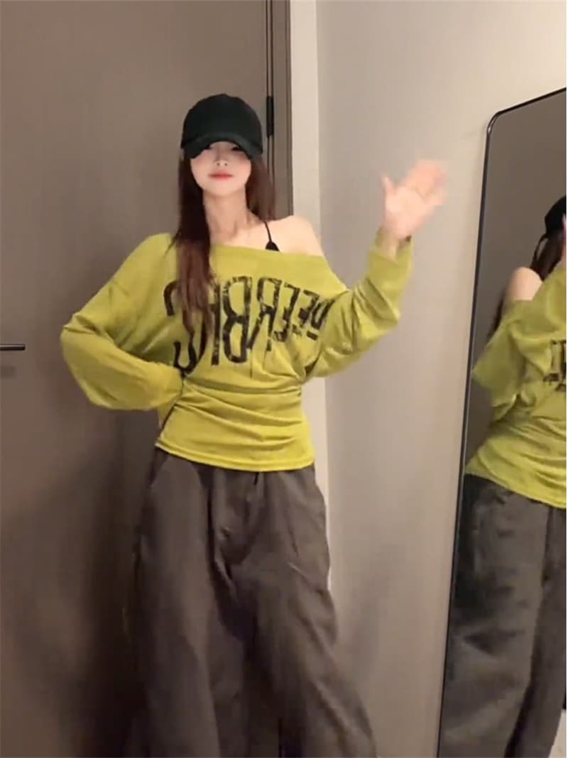느긋한 바람 루즈핏 알파벳 프린트 긴팔 티셔츠 여성 의류 새로운 여름 한 부서 디자인 센스 캐주얼 맨위 상세 이미지 12