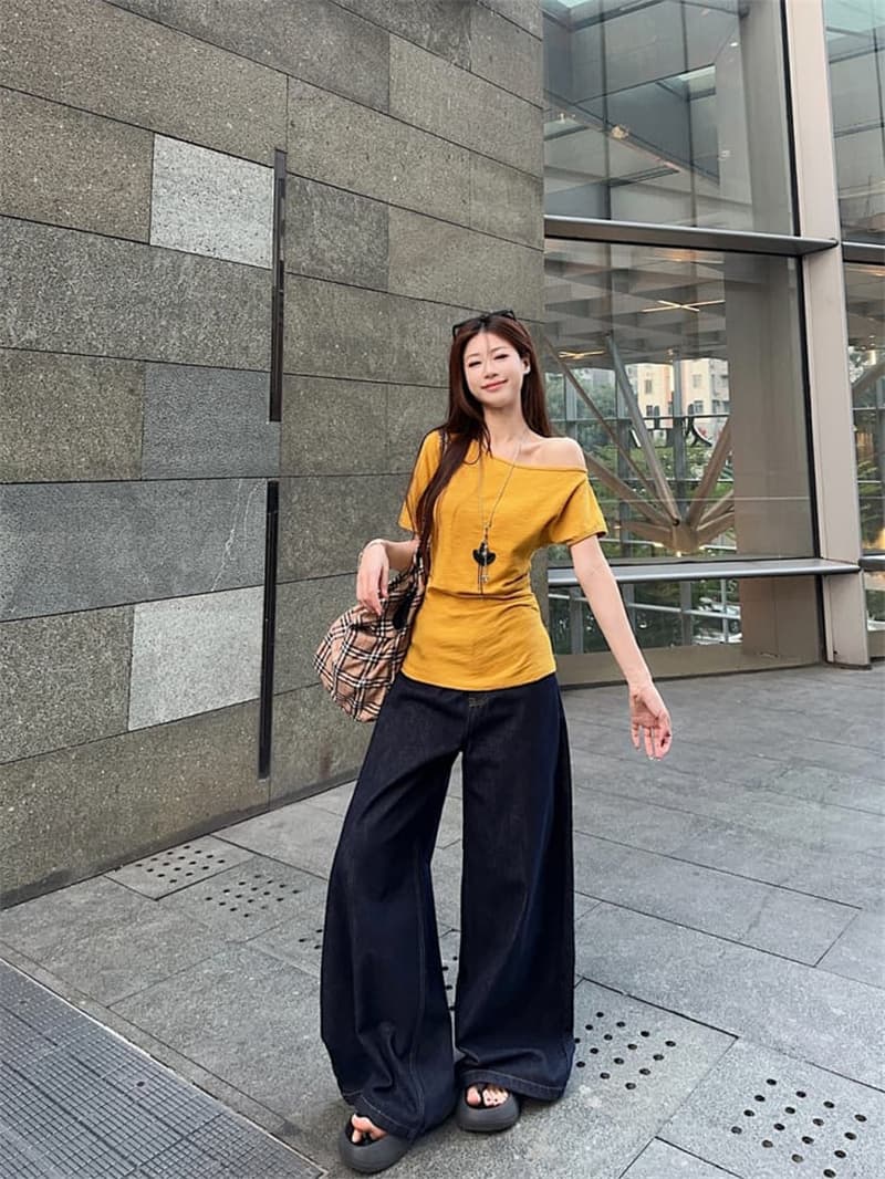 부서 작은 대중 비스듬한 어깨 반팔 티셔츠 여름 디자인 허리 수축 몸매 가꾸기 오프숄더 맨위 상세 이미지 5