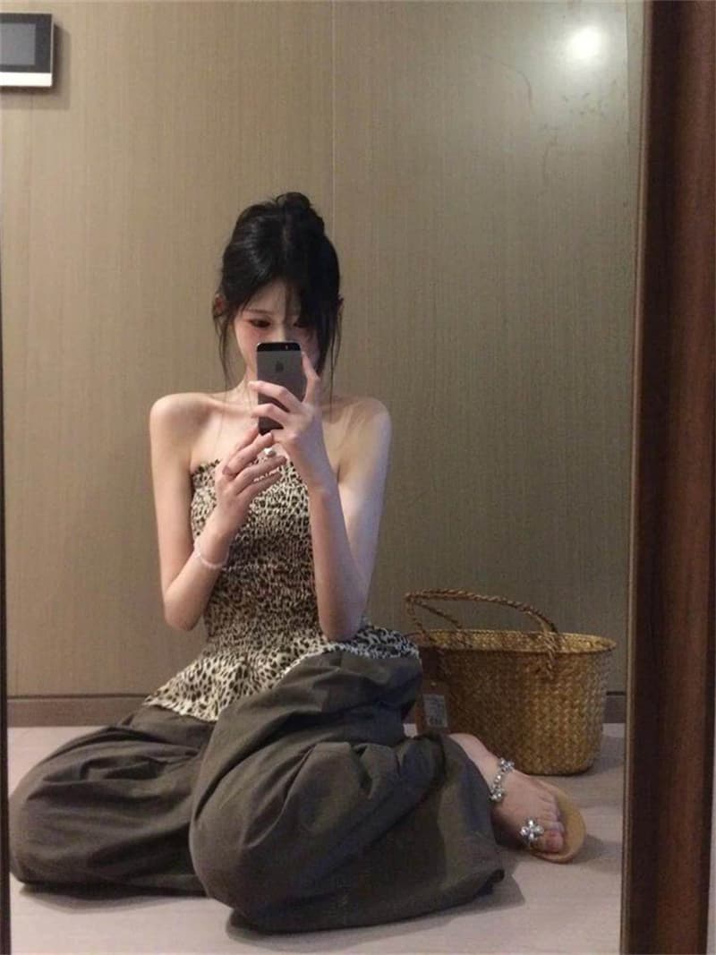 높은 품질 사선 무늬 단조 높은 품질 명중 케이블 들어 고객 실행 금액 레트로 핫걸 레오파드 무늬 튜브탑 조끼 여성 상세 이미지 3