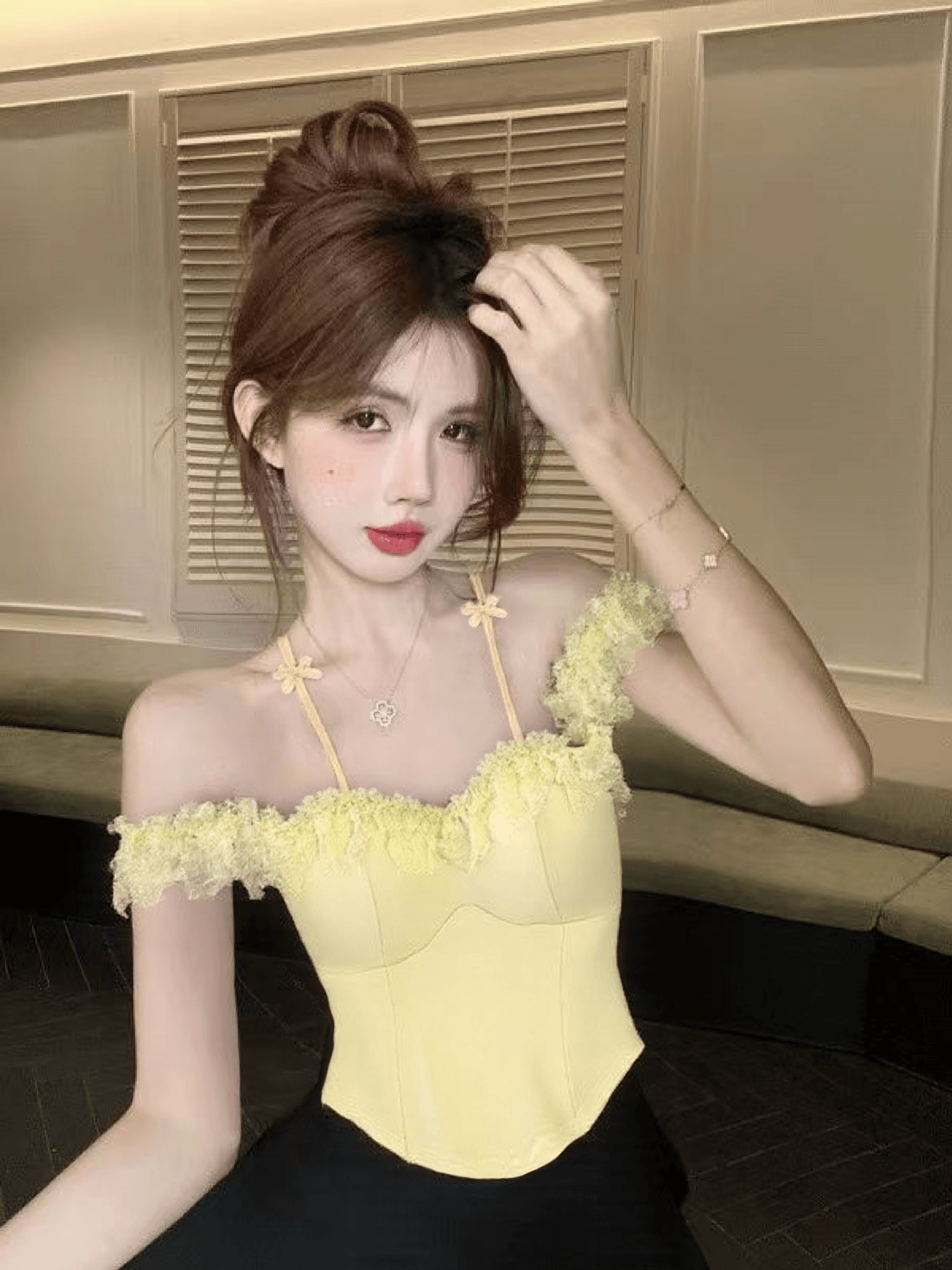 나비 매듭 행침 목 캐미솔 몸매 가꾸기 핫걸 레이스 레이스 백리스 쇼트 스타일 맨위 이미지 4