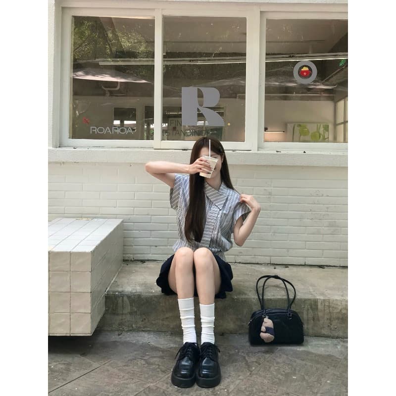 레이스 자카드 원단 한 부서 학원 비스듬한 칼라 리본 반팔 셔츠 불규칙 허리 수축 슬림해 보이는 이미지 3
