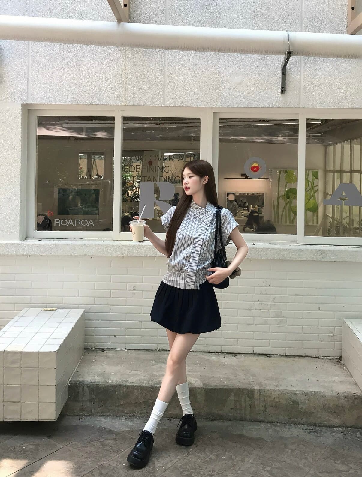 레이스 자카드 원단 한 부서 학원 비스듬한 칼라 리본 반팔 셔츠 불규칙 허리 수축 슬림해 보이는 상세 이미지 2