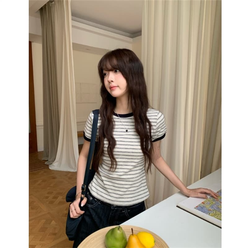 원본 순면 한 부서 스트라이프 라운드 넥 V넥 반팔 티셔츠 핫걸 몸매 가꾸기 슬림해 보이는 맨위 이미지 2