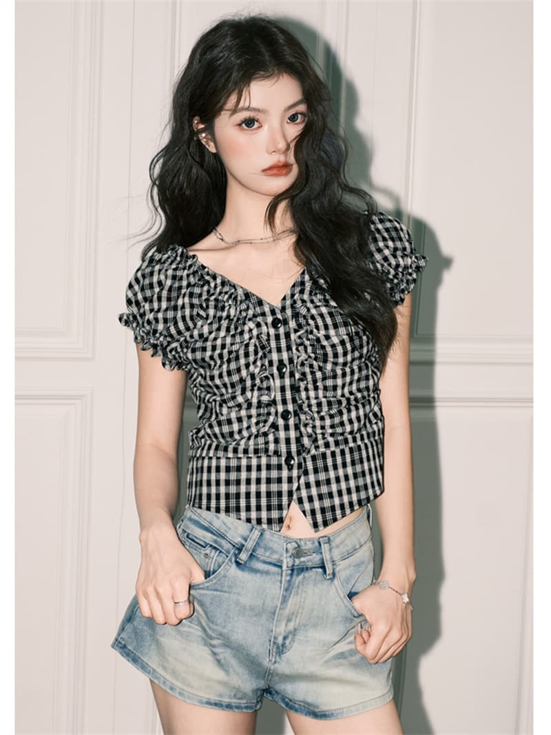 원본 셔틀 직물 홍콩 느낌 흑인과 백인 체크무늬 V넥 민소매 셔츠 여름 핫걸 몸매 가꾸기 슬림해 보이는 쇼트 스타일 맨위 상세 이미지 6