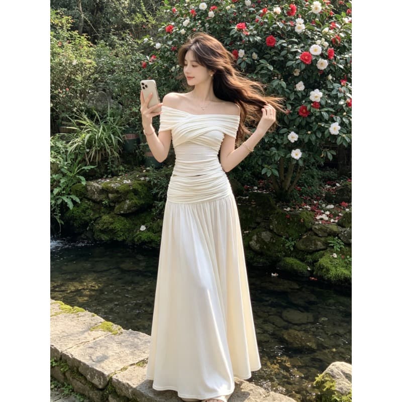 프랑스식 오프숄더 세트 여성 여름 품격 몸매 가꾸기 슬림해 보이는 품격 맨위 반신 롱 스커트 투피스 세트 이미지 4