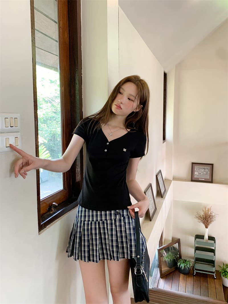 사람들 면 작은 대중 V넥 몸매 가꾸기 반팔 티셔츠 여름 몸매 가꾸기 슬림해 보이는 디자인 센스 맨위 상세 이미지 9