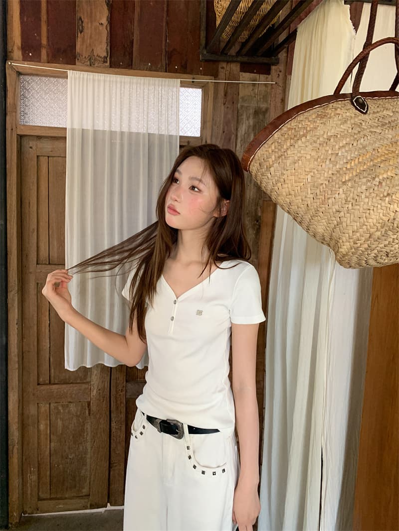 사람들 면 작은 대중 V넥 몸매 가꾸기 반팔 티셔츠 여름 몸매 가꾸기 슬림해 보이는 디자인 센스 맨위 상세 이미지 22