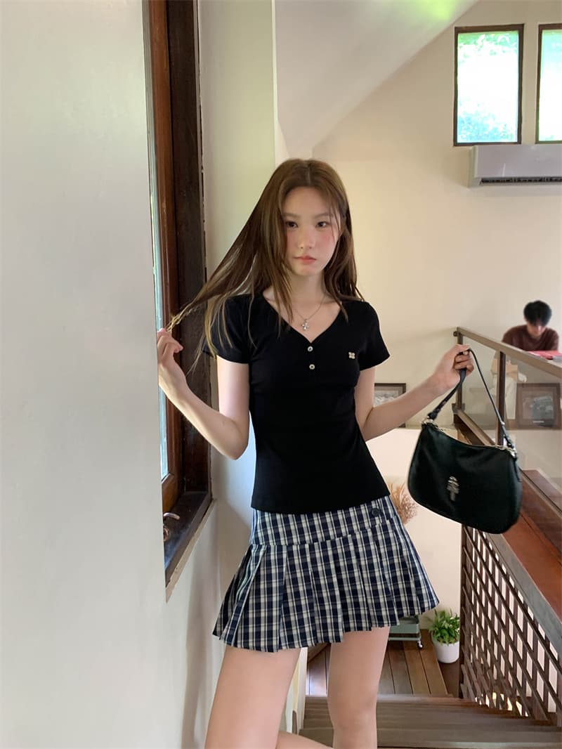 사람들 면 작은 대중 V넥 몸매 가꾸기 반팔 티셔츠 여름 몸매 가꾸기 슬림해 보이는 디자인 센스 맨위 상세 이미지 29