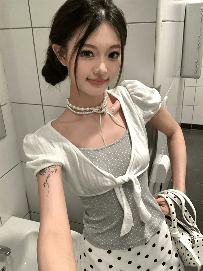 260 그램 1 1 인 면 한 부서 달콤한 스타일 스트랩 도트 무늬 티셔츠 페이크 레이어드 부드러운 슬림해 보이는 맨위 상세 이미지 3