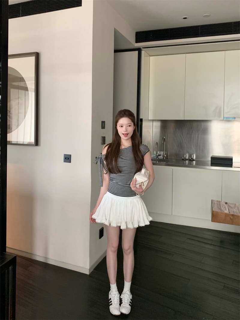 260 그램 1 1 인 면 순수한 욕망 바람 나비 매듭 일방적 인 스트랩 오프숄더 티셔츠 핫걸 디자인 센스 맨위 상세 이미지 4