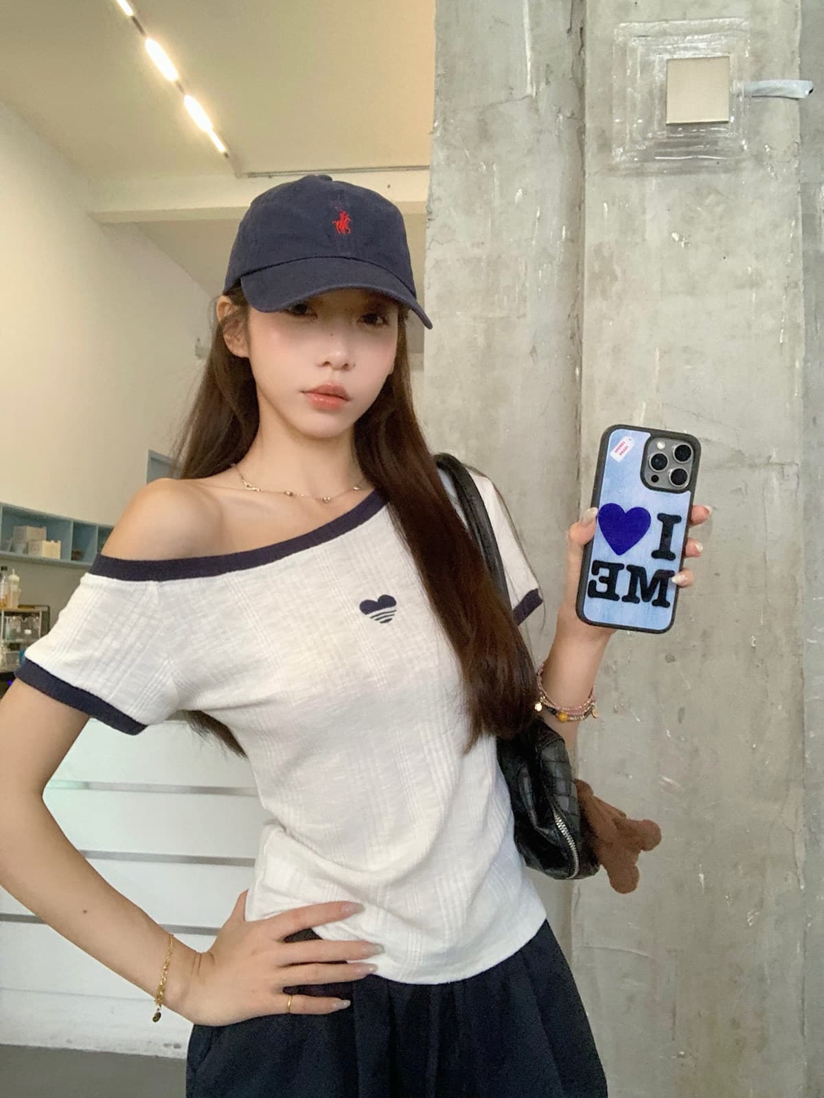 원본 것 원단 화이트 비스듬한 어깨 반팔 티셔츠 여성 여름 새로운 허리 수축 오프숄더 맨위 여성 상세 이미지 3