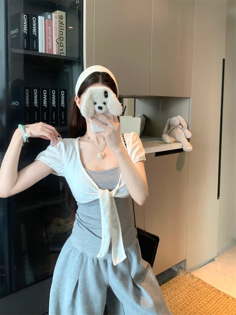 260 그램 1 1 인 면 페이크 레이어드 도트 무늬 V넥 반팔 여름 핫걸 스트랩 비틀림 긍정적 인 어깨 디자인 맨위 상세 이미지 14