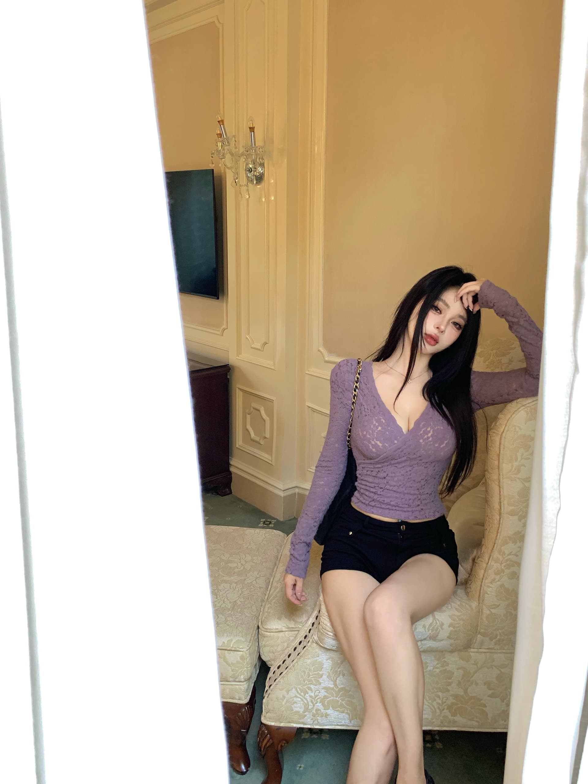 핫걸 V넥 레이스 셔츠 여성 가을 긴팔 만나는 인사이드 가져 가라. 섹시함 허리 수축 타이트 쇼트 스타일 품격 맨위 상세 이미지 8