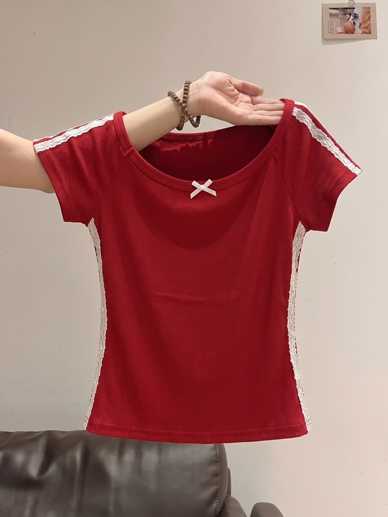 측면 레이스 핫걸 빨간색 오프숄더 반팔 맨위 여성 여름 새로운 마이크로 지방 슬림해 보이는 스트라이프 티셔츠 상세 이미지 2