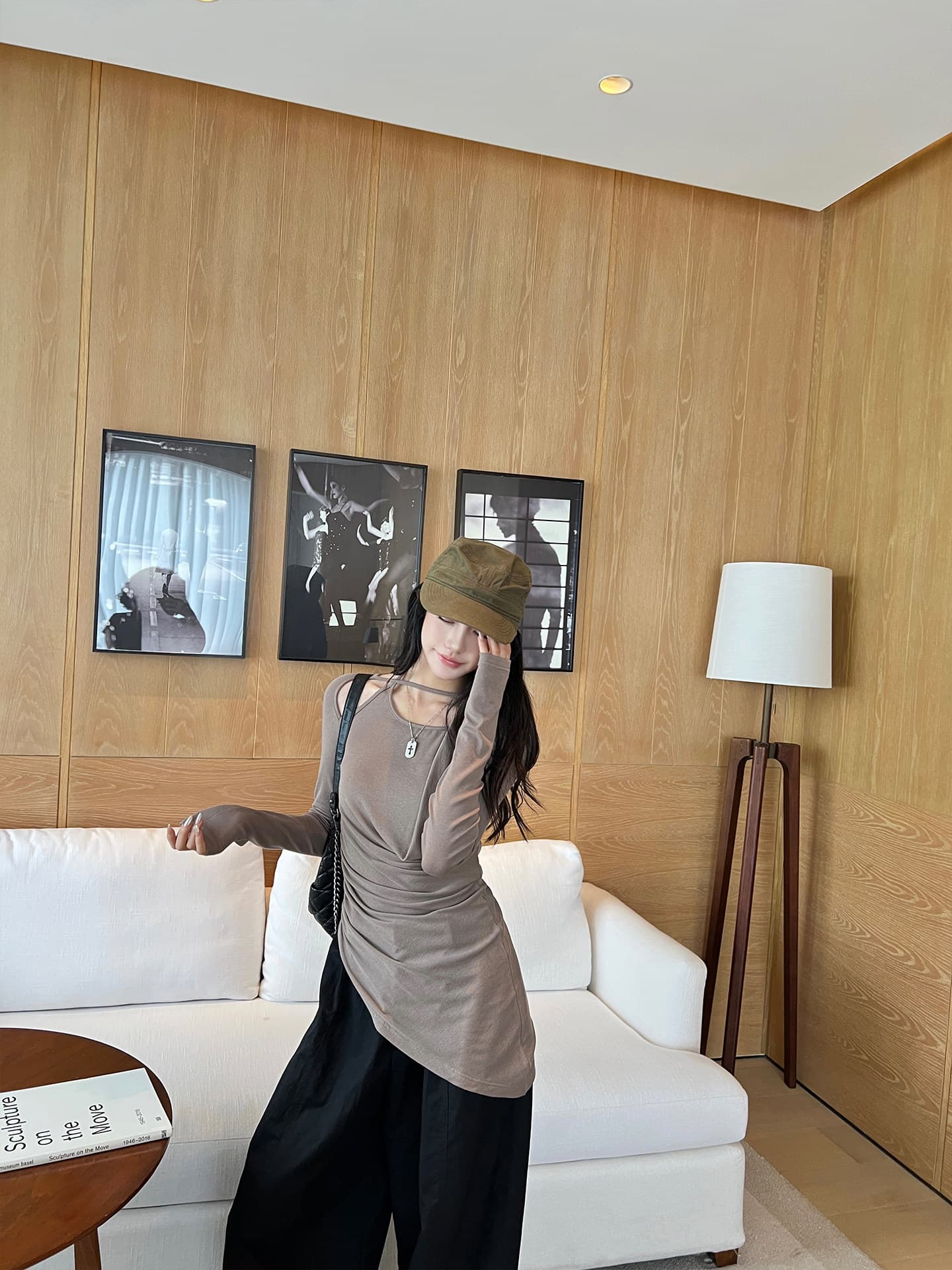 2026 한국 회색 긴팔 티셔츠 슬림해 보이는 불규칙 종이 사람들 자외선 차단 블라우스 꼬집기 허리 위로 의류 이미지 4