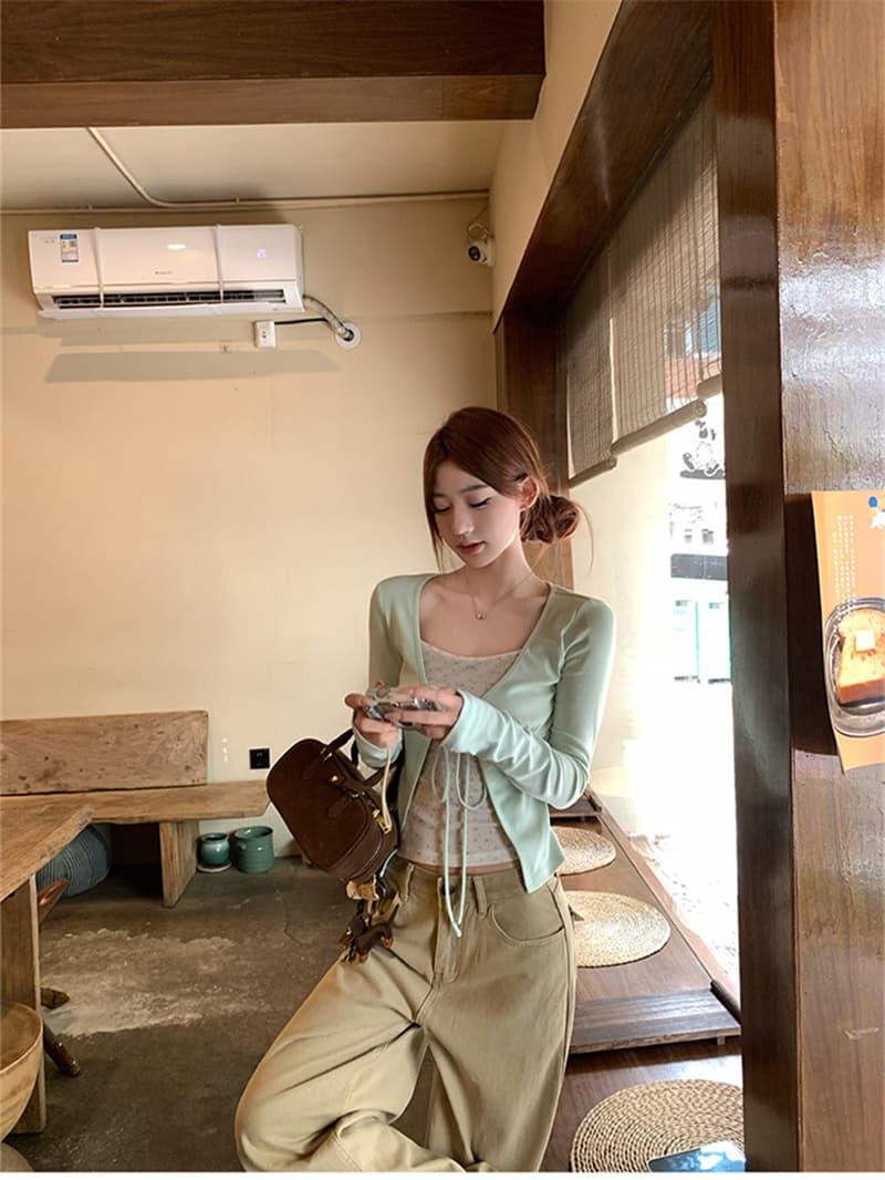아름다운 사람들 면 260 그램 페이크 레이어드 꽃무늬 긴팔 티셔츠 가을 핫걸 디자인 센스 작은 대중 맨위 상세 이미지 12