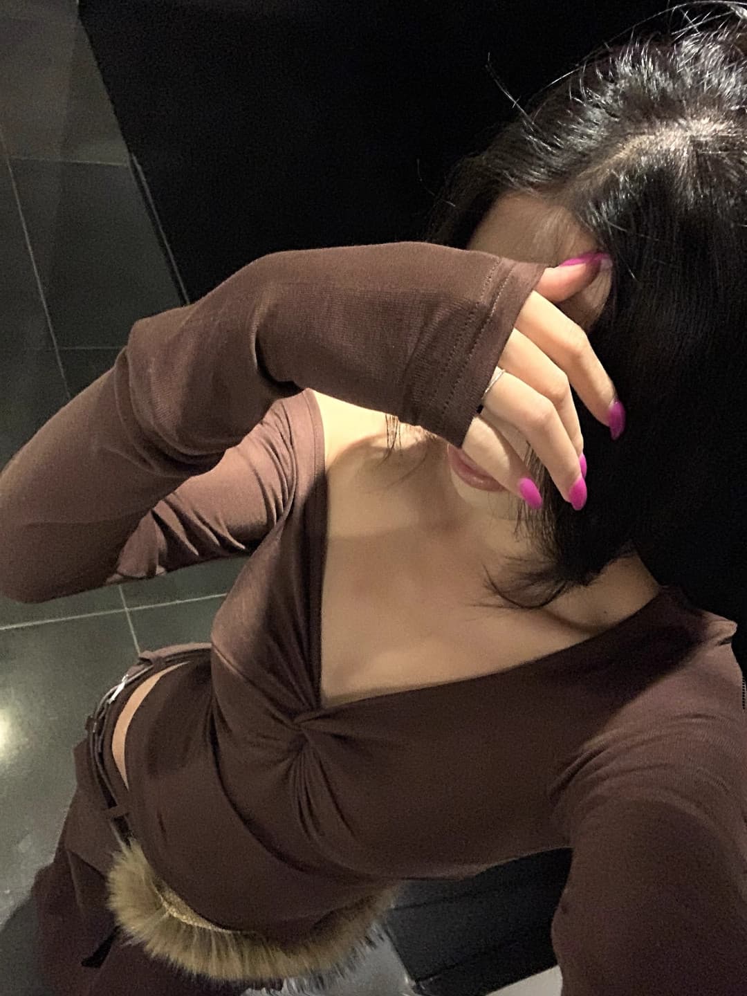 차가운 실크 코튼 리브 순수한 욕망 바람 V넥 디스플레이 몸 섹시함 기본 셔츠 가을 겨울 비틀림 인사이드 가져 가라. 긴팔 티셔츠 여성 상세 이미지 11