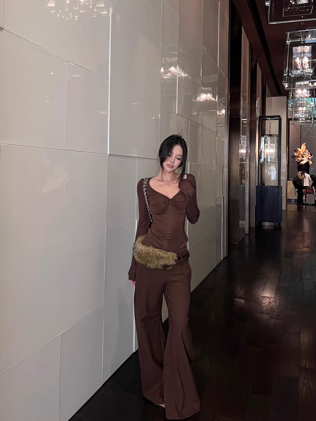 차가운 실크 코튼 리브 순수한 욕망 바람 V넥 디스플레이 몸 섹시함 기본 셔츠 가을 겨울 비틀림 인사이드 가져 가라. 긴팔 티셔츠 여성 상세 이미지 13