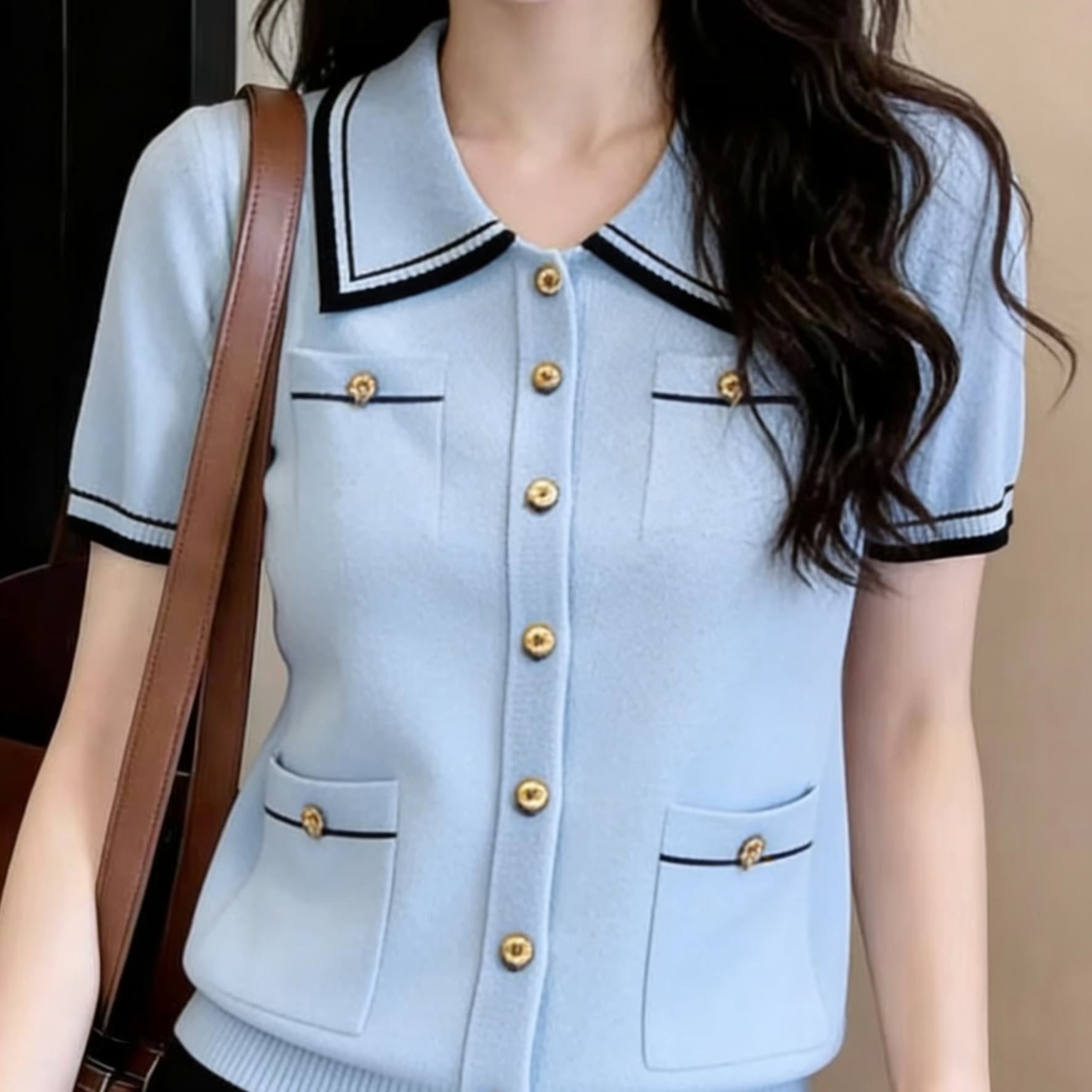 파란색 POLO 칼라 반팔 티셔츠 여성 여름 2026 새로운 고급 센스 배색 얼음 실크 니트 작은 샤넬 스타일 맨위 이미지 5