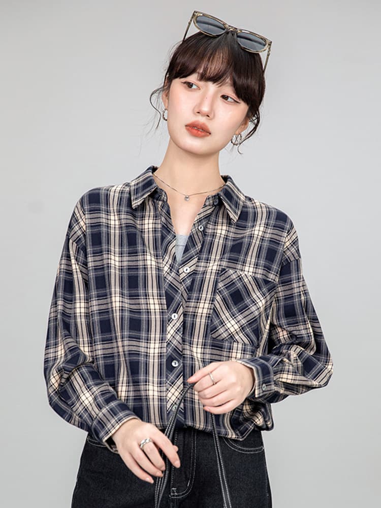 2026 봄 계절 새로운 우아한 악당 바람 셔츠 루즈핏 자외선 차단 폴로 칼라 체크무늬 셔츠 체크무늬 맨위 얇고 가벼운 여성 이미지 4