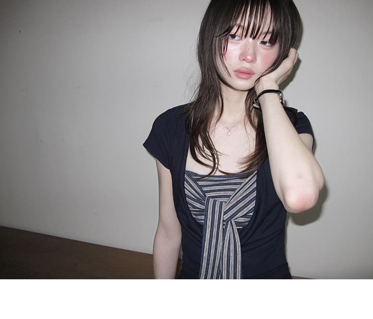 다우 시시 일광 틈 블루 레트로 학원 스타일 가슴 나비 레이스업 맨위 여름 허리 측면 펌프 Pleat 티셔츠 상세 이미지 19