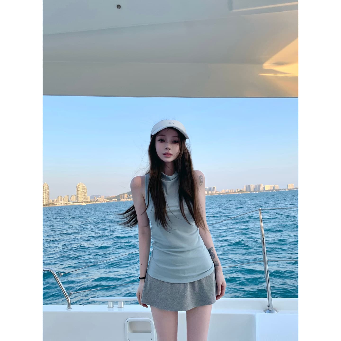 민소매 반하이넥 캐미솔 여름 새로운 몸매 가꾸기 슬림해 보이는 민소매 맨위 이미지 3