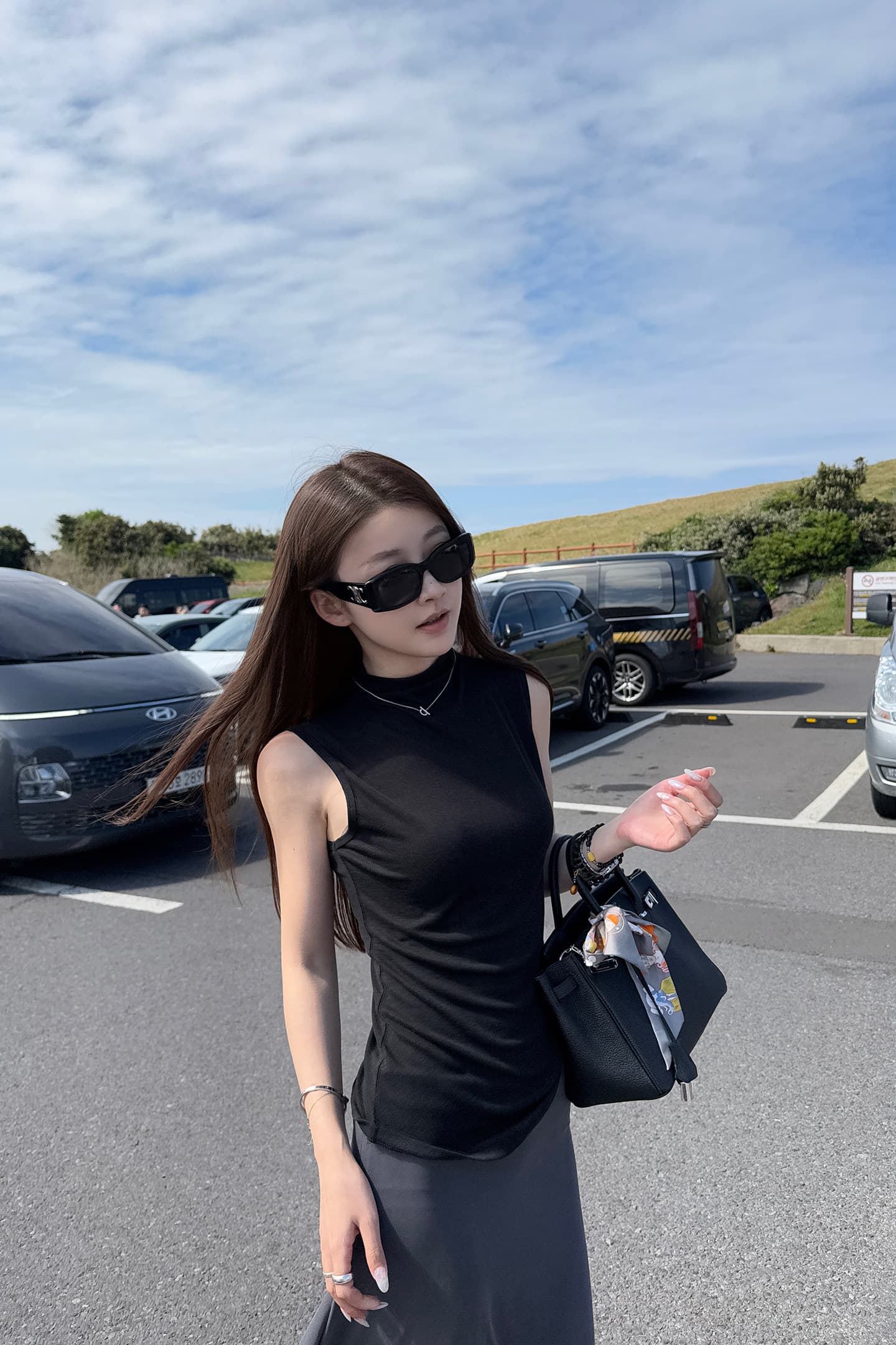 한국 대외 무역 새로운 캐주얼 패션 반하이넥 분위기 센스 조끼 여성 여름 2025