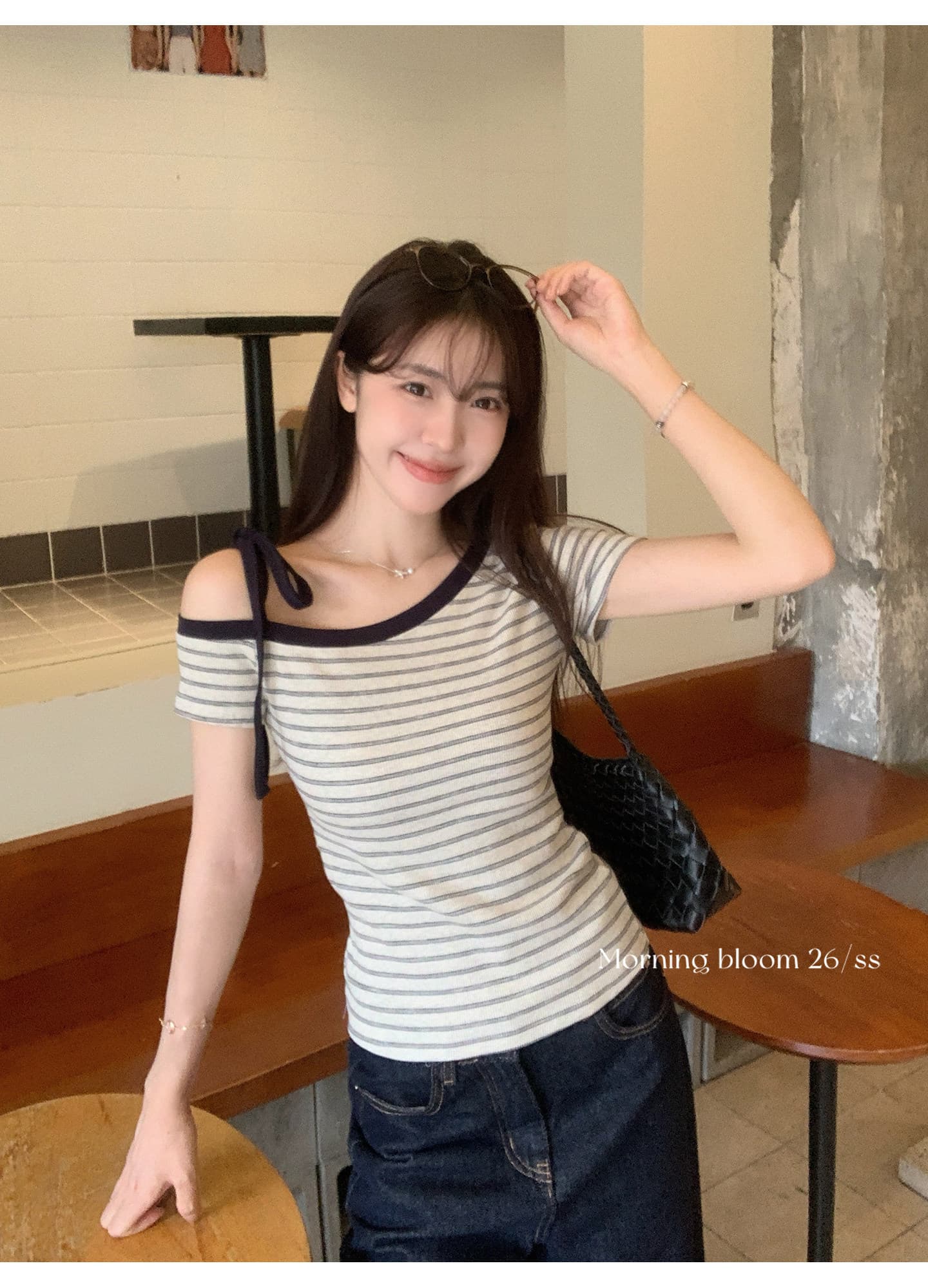 한 부서 스트라이프 비스듬한 어깨 반팔 티셔츠 여성 여름 느긋한 센스 몸매 가꾸기 슬림해 보이는 오프숄더 쇼트 스타일 맨위 상세 이미지 6