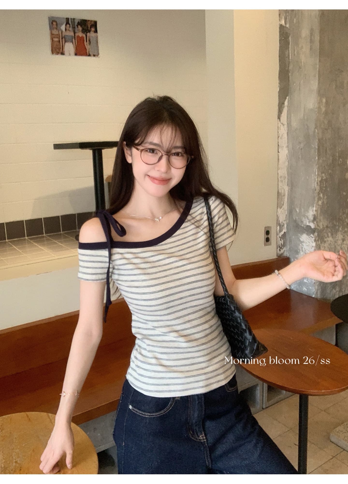 한 부서 스트라이프 비스듬한 어깨 반팔 티셔츠 여성 여름 느긋한 센스 몸매 가꾸기 슬림해 보이는 오프숄더 쇼트 스타일 맨위 상세 이미지 16