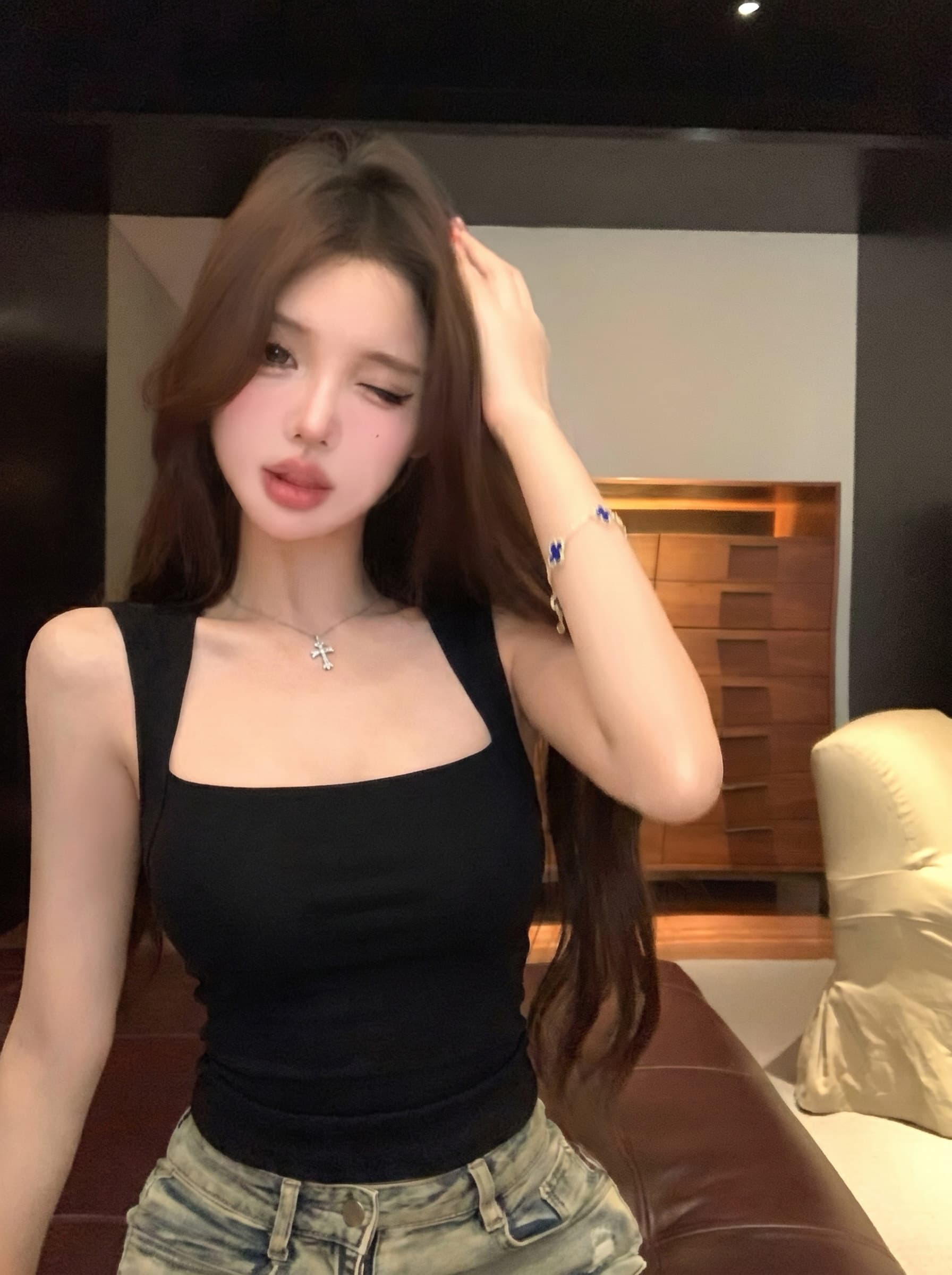 화이트 광장 칼라 스트라이프 만나는 캐미솔 여름 민소매 외출용 몸매 가꾸기 디자인 센스 핫걸 쇼트 스타일 맨위 상세 이미지 11