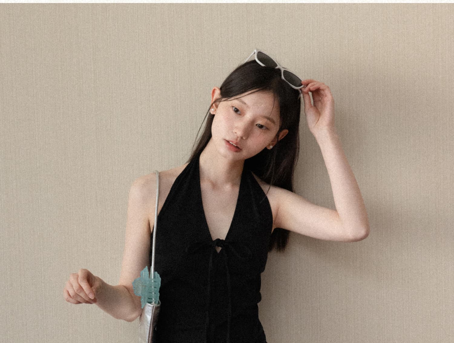 양성 이야기 검정색 행침 목 레이스업 V넥 캐미솔 2026 봄 인사이드 가져 가라. 외출용 백리스 맨위 상세 이미지 11