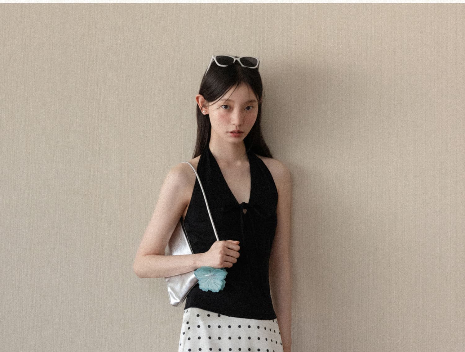 양성 이야기 검정색 행침 목 레이스업 V넥 캐미솔 2026 봄 인사이드 가져 가라. 외출용 백리스 맨위 상세 이미지 21