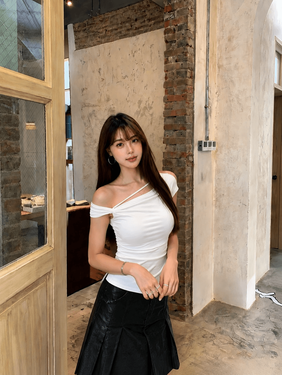 안개 섬 화이트 티 섹시함 오프숄더 비대칭 비스듬한 칼라 반팔 티셔츠 여성 화이트 허리 수축 주름 맨위 여름 상세 이미지 6