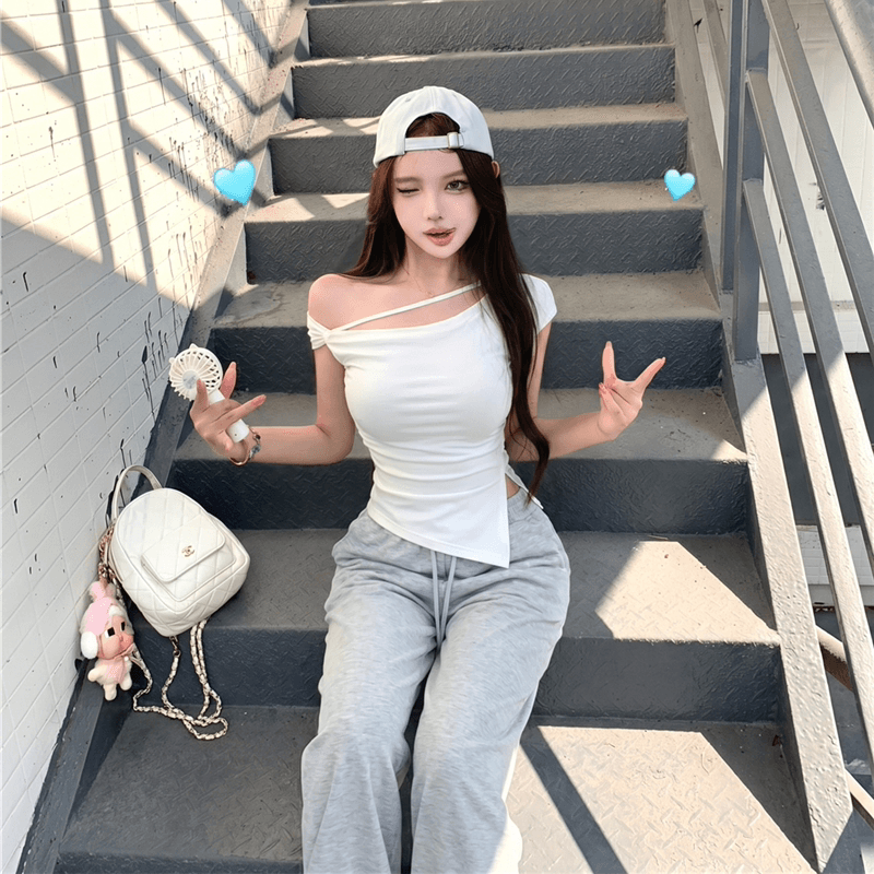 비스듬한 어깨 스트랩 트임 티셔츠 여성 여름 핫걸 바람 허리 수축 디스플레이 몸 섹시함 다용도 불규칙 디자인 센스 맨위 이미지 5