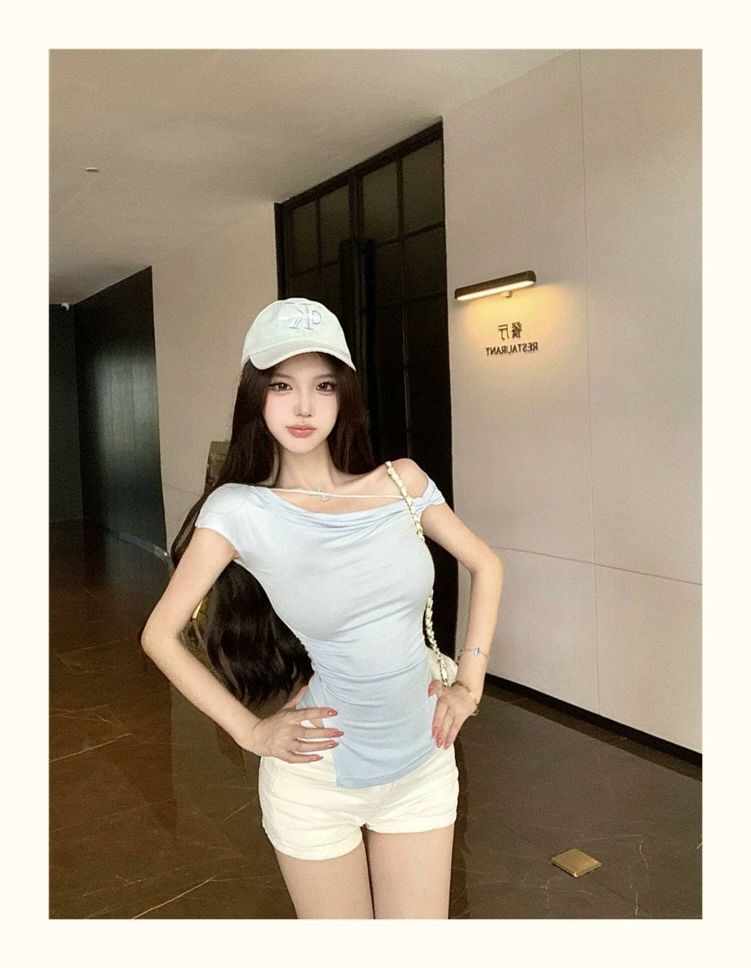 비스듬한 어깨 스트랩 트임 티셔츠 여성 여름 핫걸 바람 허리 수축 디스플레이 몸 섹시함 다용도 불규칙 디자인 센스 맨위 상세 이미지 9