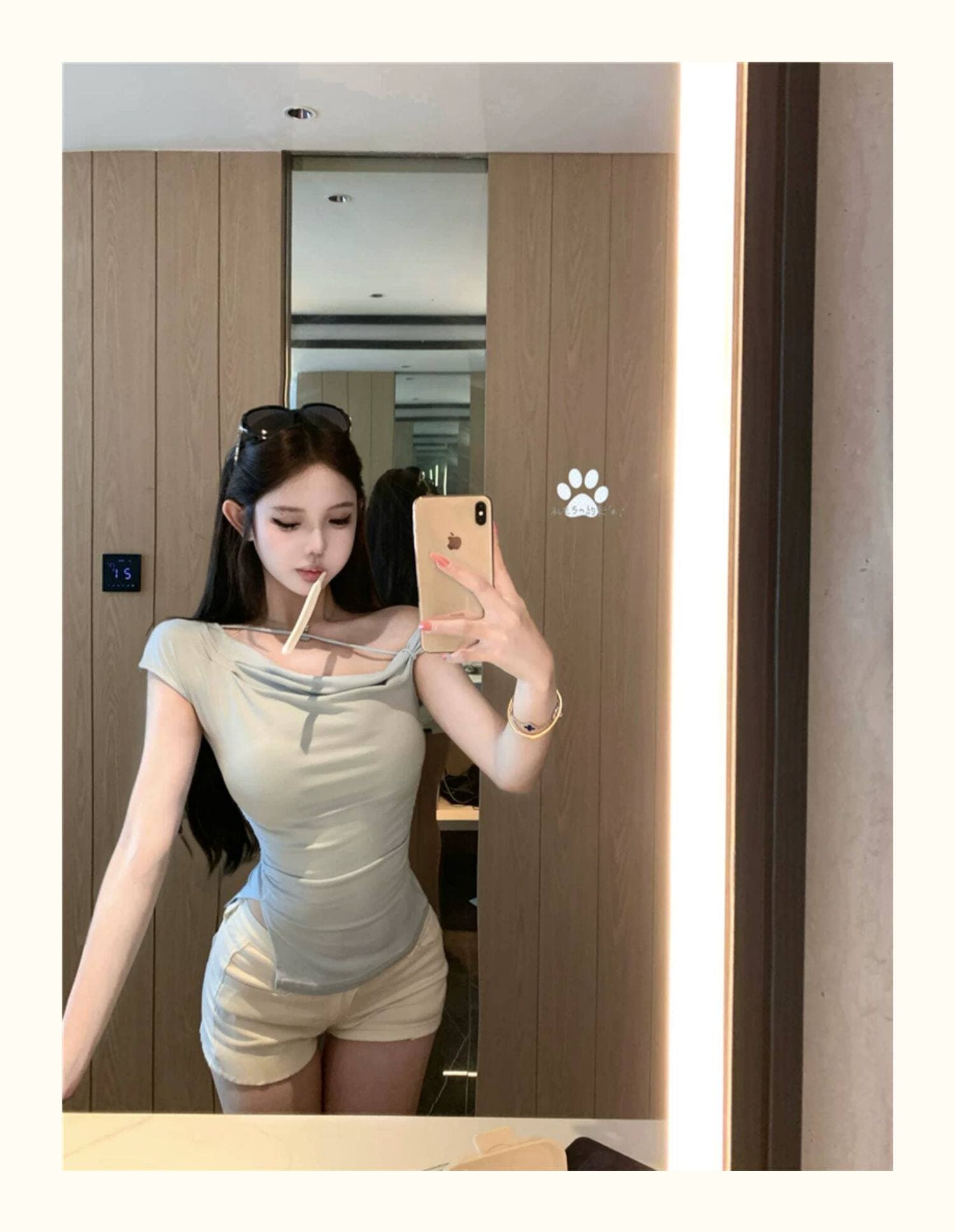 비스듬한 어깨 스트랩 트임 티셔츠 여성 여름 핫걸 바람 허리 수축 디스플레이 몸 섹시함 다용도 불규칙 디자인 센스 맨위 상세 이미지 11