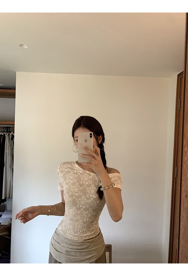 레드 맨 파빌리온 반팔 티셔츠 여성 2026 새로운 여름 디자인 센스 순수한 욕망 오프숄더 비스듬한 어깨 프랑스식 아름다운 작은 맨위 상세 이미지 11