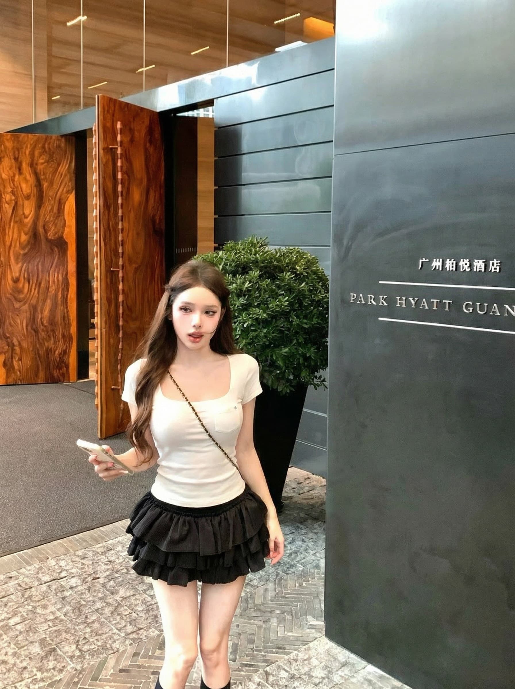 화이트 주머니 광장 칼라 반팔 티셔츠 여성 여름 몸매 가꾸기 허리 수축 핫걸 다용도 긍정적 인 어깨 슬림해 보이는 쇼트 스타일 작은 맨위 상세 이미지 4