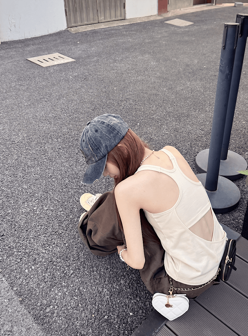 kumikumi 핫걸 바람 화이트 V넥 주름 조끼 슬립 여성 여름 새로운 연령 감소 슬림해 보이는 외출용 맨위 상세 이미지 10