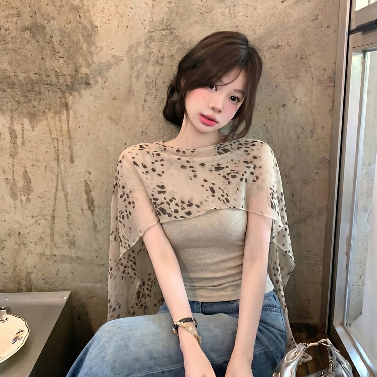 레오파드 무늬 숄 민소매 티셔츠 여성 여름 프랑스식 허리 수축 몸매 가꾸기 슬림해 보이는 디자인 센스 순수한 욕망 페이크 레이어드 쇼트 스타일 맨위