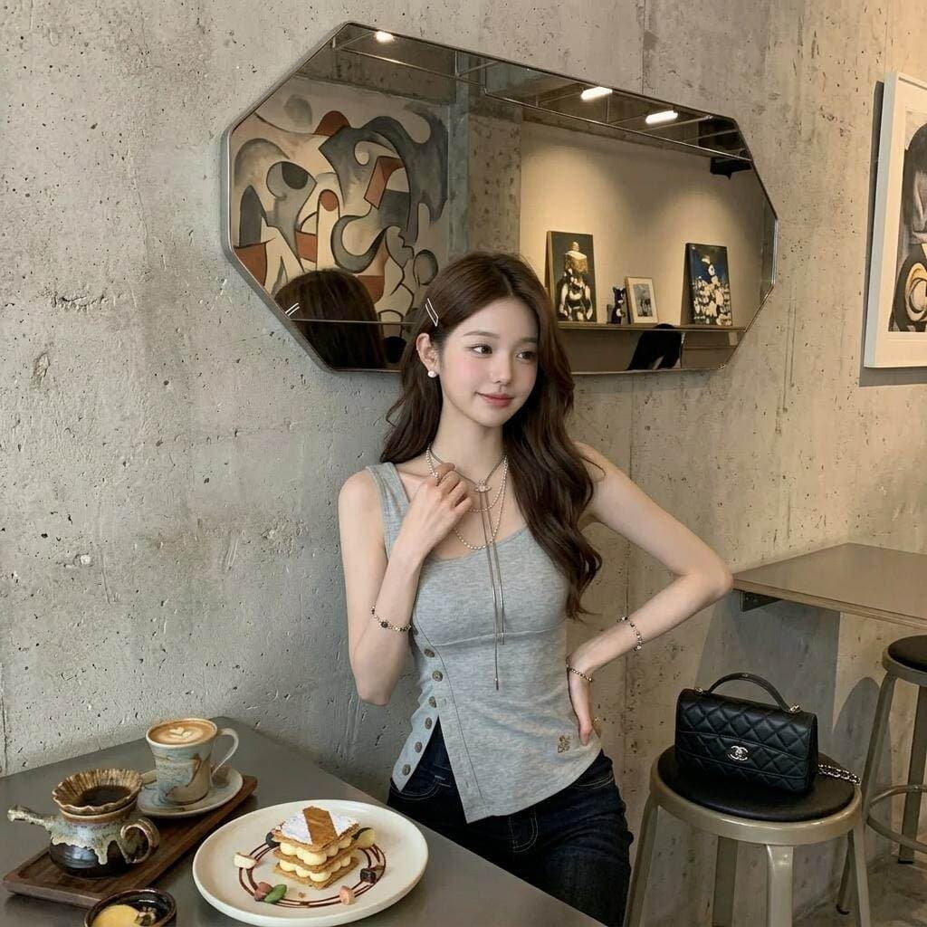 2026 여름 새로운 핫걸 바람 디자인 센스 비스듬한 칼라 비대칭 트임 단추 조끼 여성 민소매 맨위 여성 상세 이미지 7