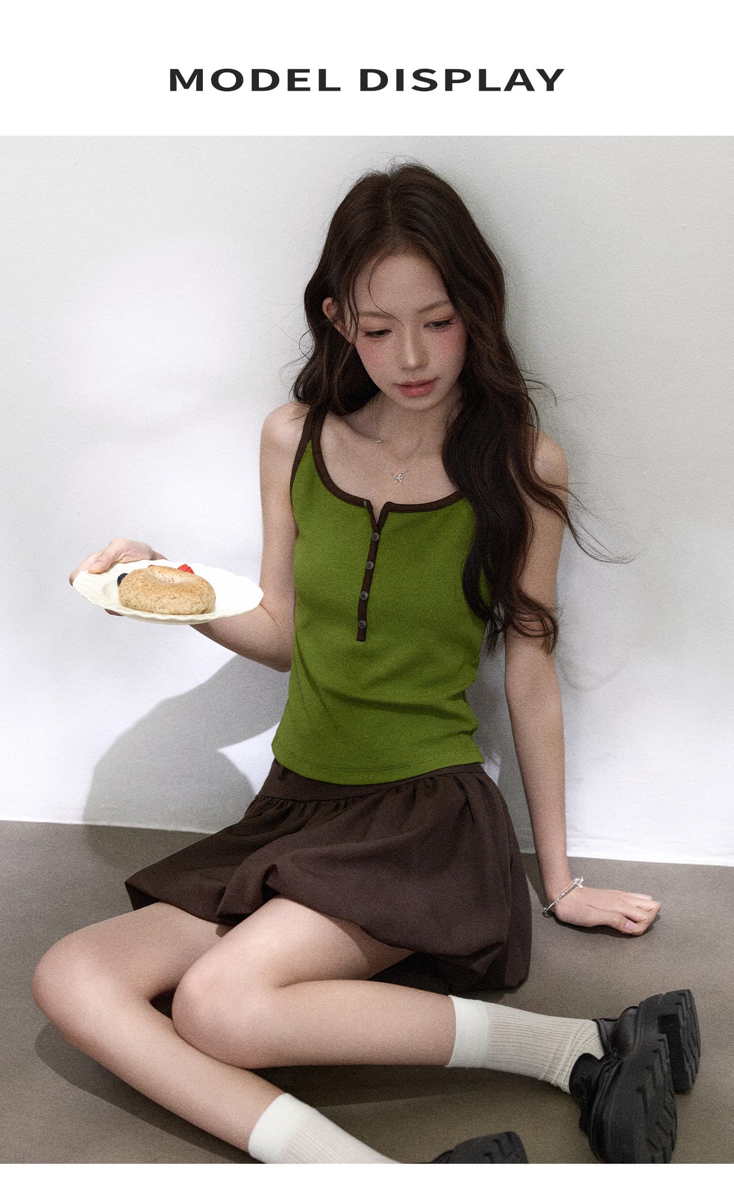 사람들 면 쇼트 스타일 녹색 캐미솔 외출용 착용 가져 가라. 도파민 배색 슬림해 보이는 인사이드 가져 가라. 민소매 맨위 상세 이미지 4