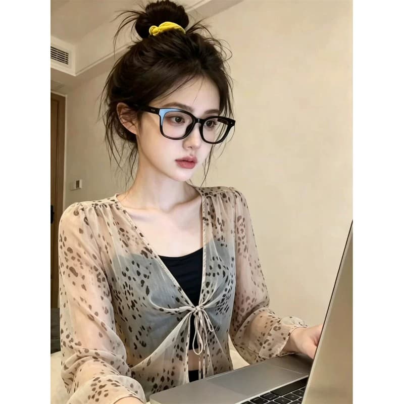 있음 가슴 패드 아메리칸 레오파드 무늬 V넥 긴팔 여성 여름 쉬폰 블라우스 스택 착용 벨트 가슴 패드 캐미솔 투피스 세트