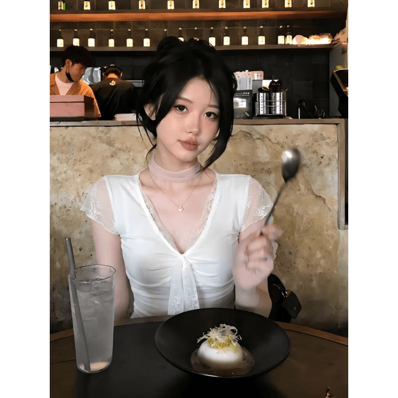 사람들 면 한 부서 달콤한 매운맛 바람 화이트 레이스 조각 V넥 스트랩 반팔 티셔츠 여성 여름 다용도 반팔 이미지 3