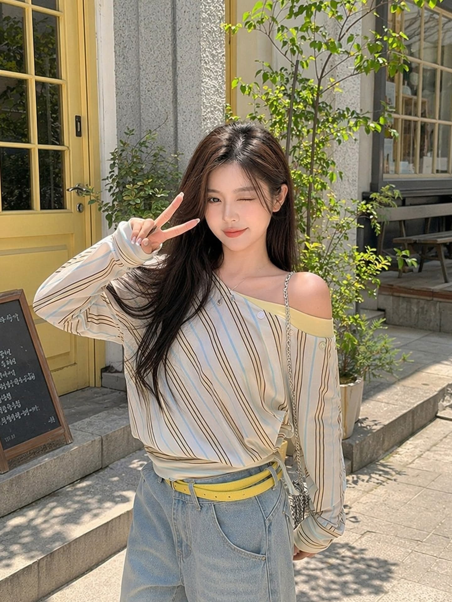 불규칙 비스듬한 어깨 스트라이프 긴팔 여성 배색 패치워크 오프숄더 루즈핏 펌프 로프 허리 수축 분위기 센스 맨위 상세 이미지 6