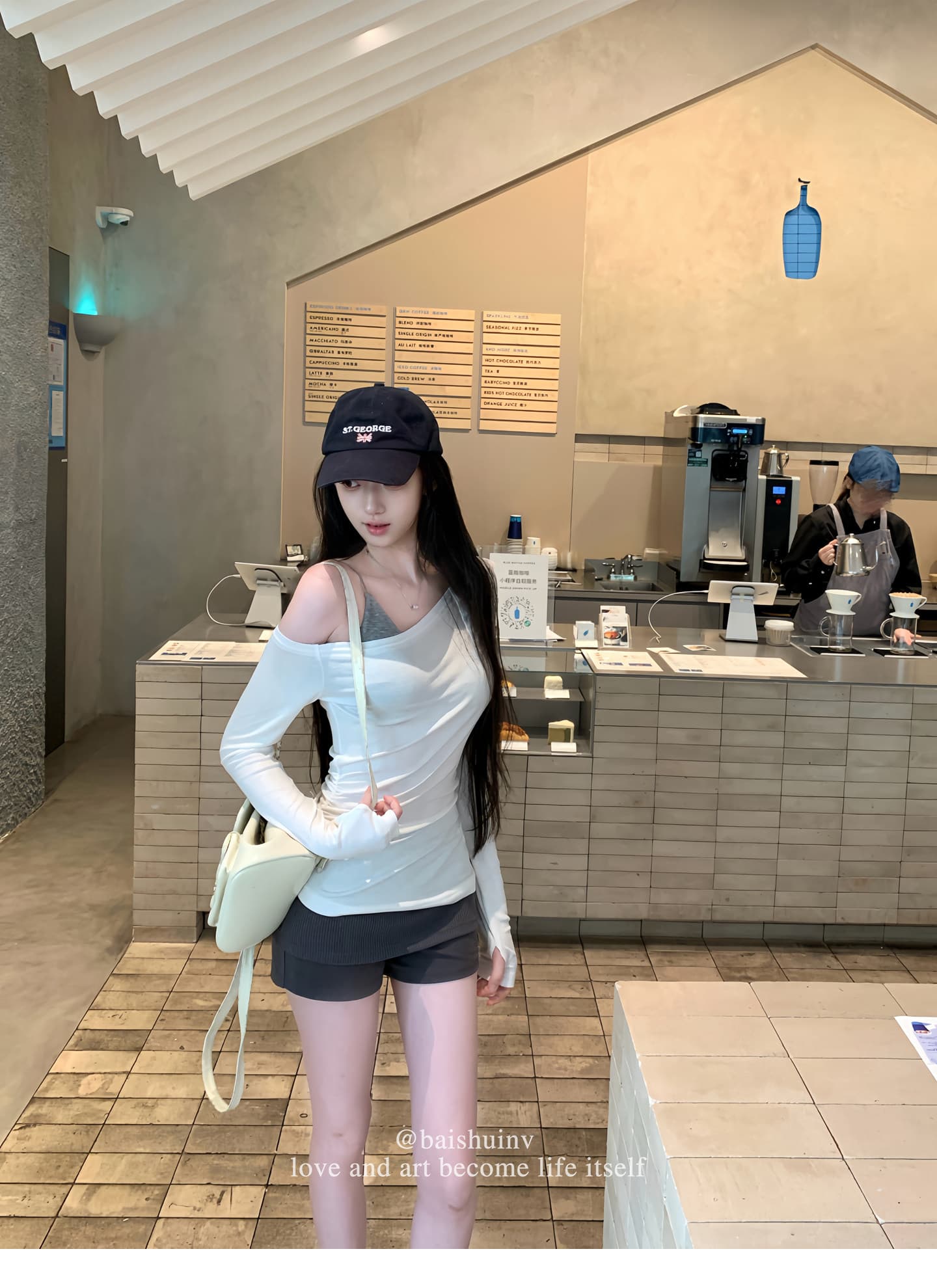 화이트 워터 여성 soft 한 여성 산소 세트 그룹 라이 경기 서울 비스듬한 어깨 티셔츠 여성 이른 가을 부드러운 맨위 상세 이미지 5
